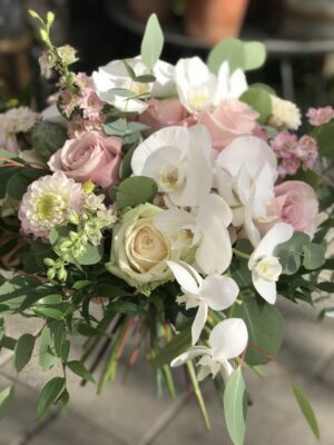 Bouquet with orchids and roses